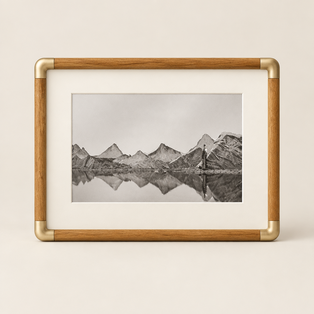 Heirloom Wood Picture Frame in Teak