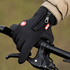 Brecon men's water-resistant winter gloves, view 3