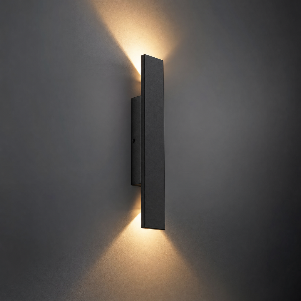 Halcyon LED Wall Light in Black