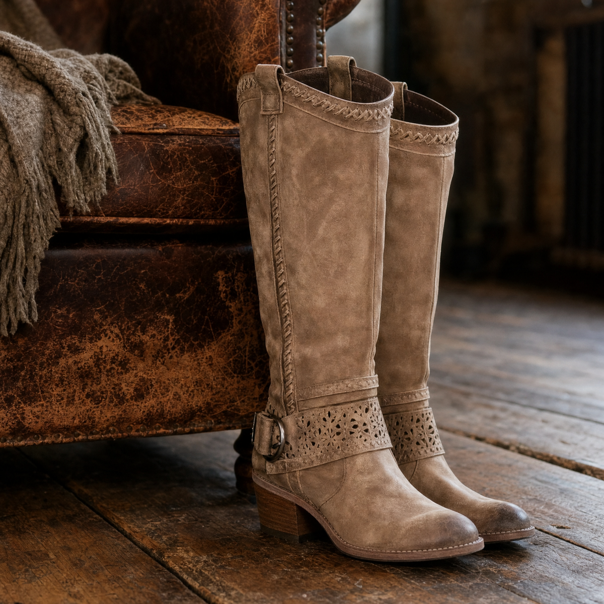 Dakota women's faux leather cowboy boots, view 3