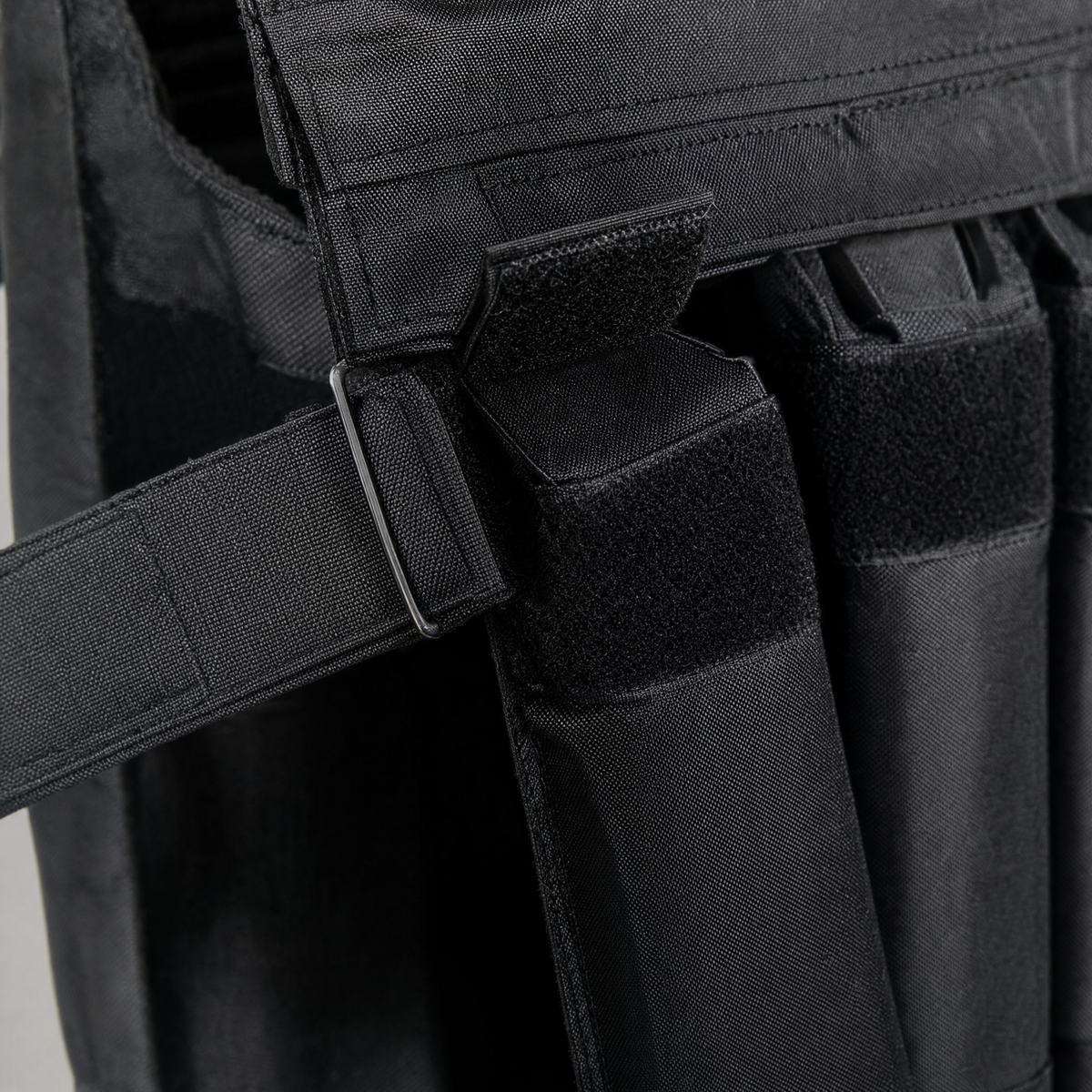 Ironload Adjustable Weighted Vest with 50 kg Capacity for Strength Training, view 4